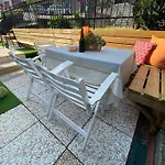 Gisa With Private Pool Apartmán